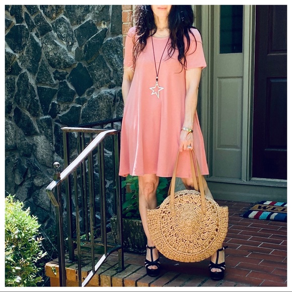 CHIC ROSE T-SHIRT SIDE POCKET SWING DRESS - Picture 2 of 10